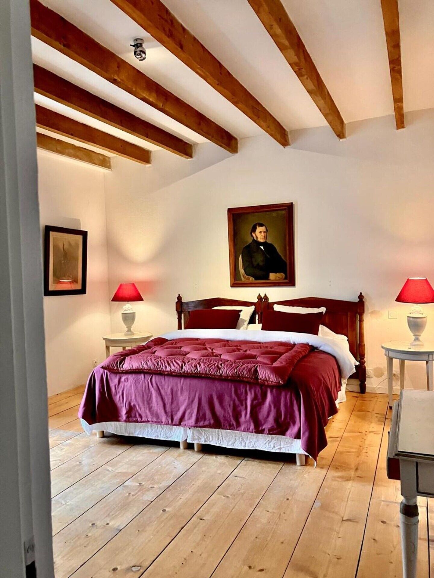 Signature Duplex, River View | Free WiFi