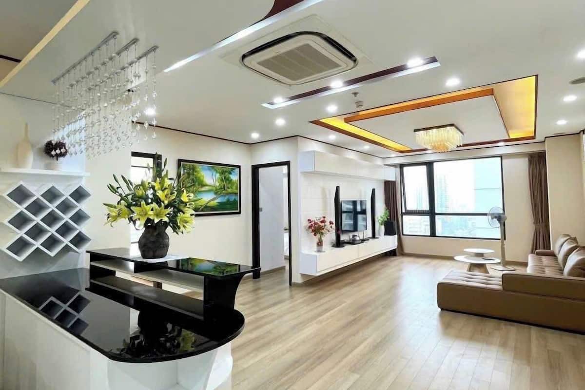 Frette Italian sheets, premium bedding, down duvets, memory-foam beds