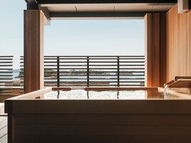 Caja de seguridad en la habitación, wifi gratis y ropa de cama 