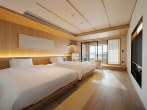 [Includes a semi-open-air hot spring bath] Japanese-Western Twin Room (46-51 sqm) | In-room safe, WiFi (free), bed sheets - YOKI MATSUSHIMA (Matsushima)