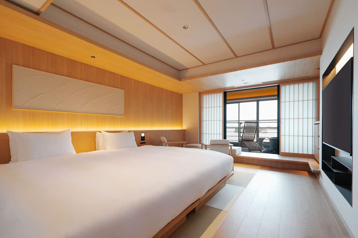 Chambre double de style japonais, balcon, vue sur l’océan (Semi-Open Air Bath, JP/Western Style) | Coffre-fort, accès au Wi-Fi (inclus), literie fournie