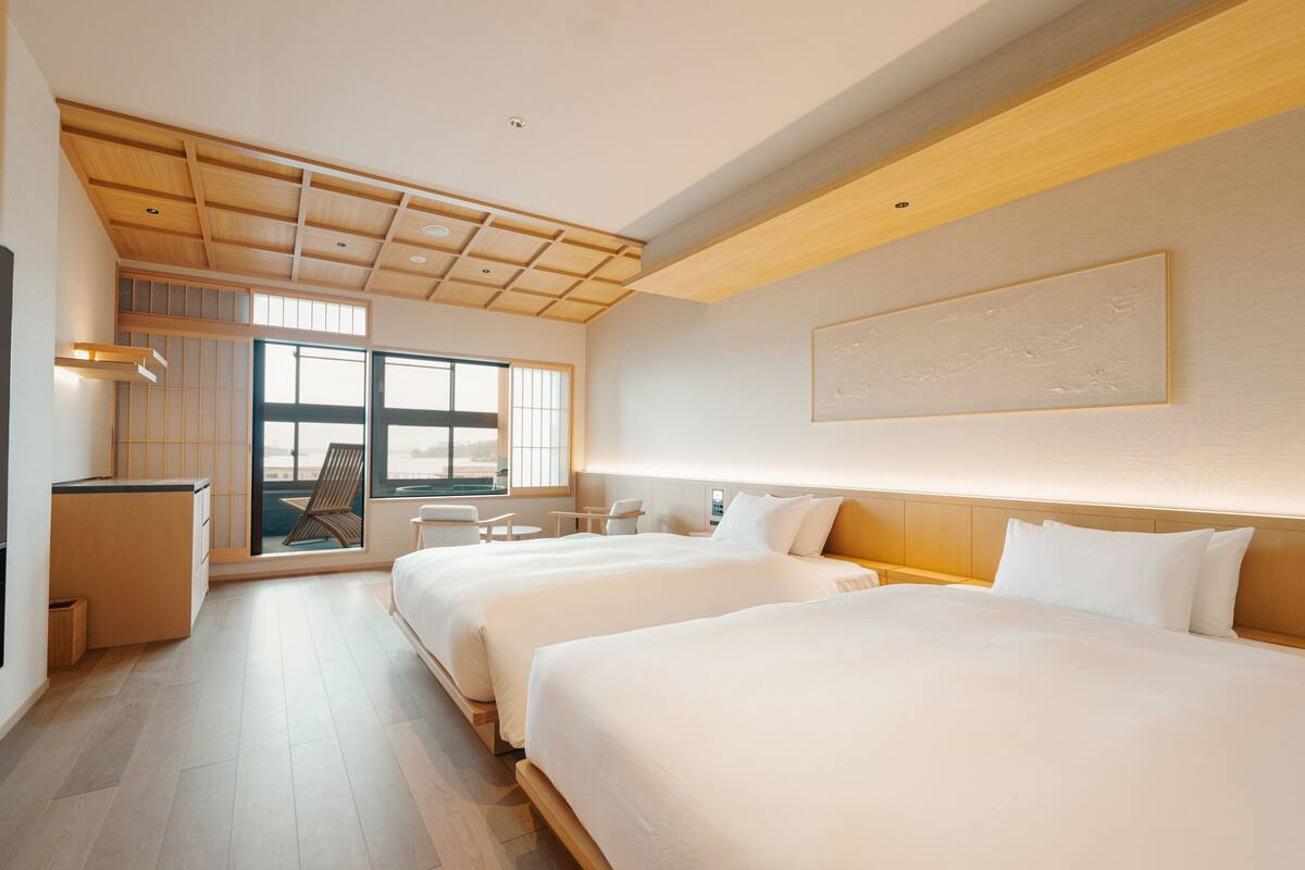 일본식 트윈룸, 발코니, 바다 전망 (Semi-Open Air Bath, 41 sqm) | 객실 내 금고, 무료 WiFi, 침대 시트