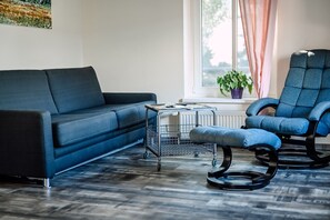 Apartment, Partial Lake View | Lounge - Ferienapartments Seepavillon Rheinsberg (Rheinsberg)