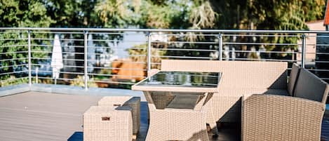 Apartment, eingeschränkter Seeblick | Blick vom Balkon