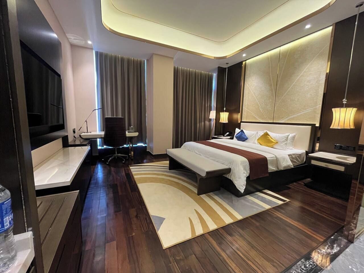 Dobbeltrom – deluxe, balkong, byutsikt | Wi-fi (inkludert)