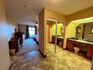 2 Schlafzimmer, Bügeleisen/Bügelbrett, kostenloses WLAN, Bettwäsche