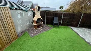 Departamento, 1 habitación, para fumadores, patio | Área de parrilladas y picnic