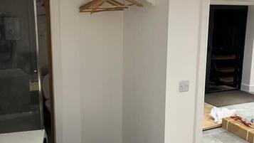 Apartment, 1 Bedroom, Smoking, Patio | Interior