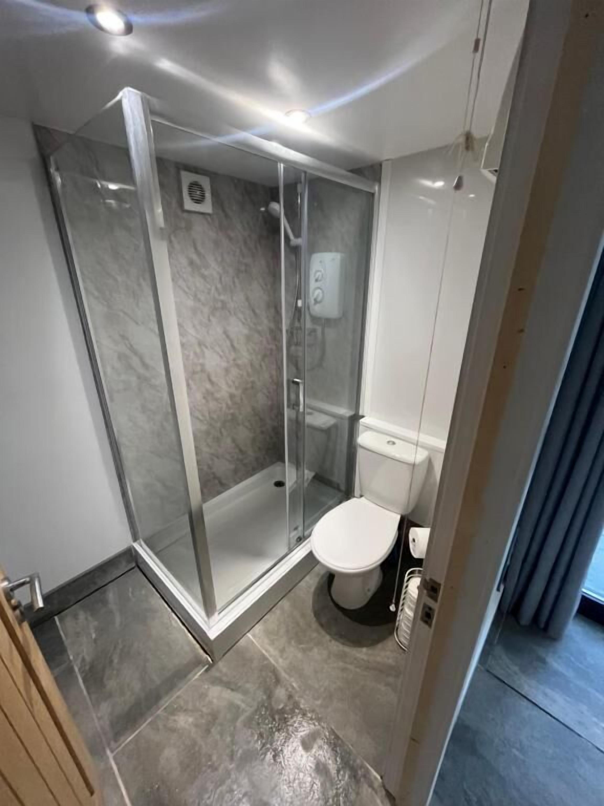 Departamento, 1 habitación, para fumadores, patio | Baño