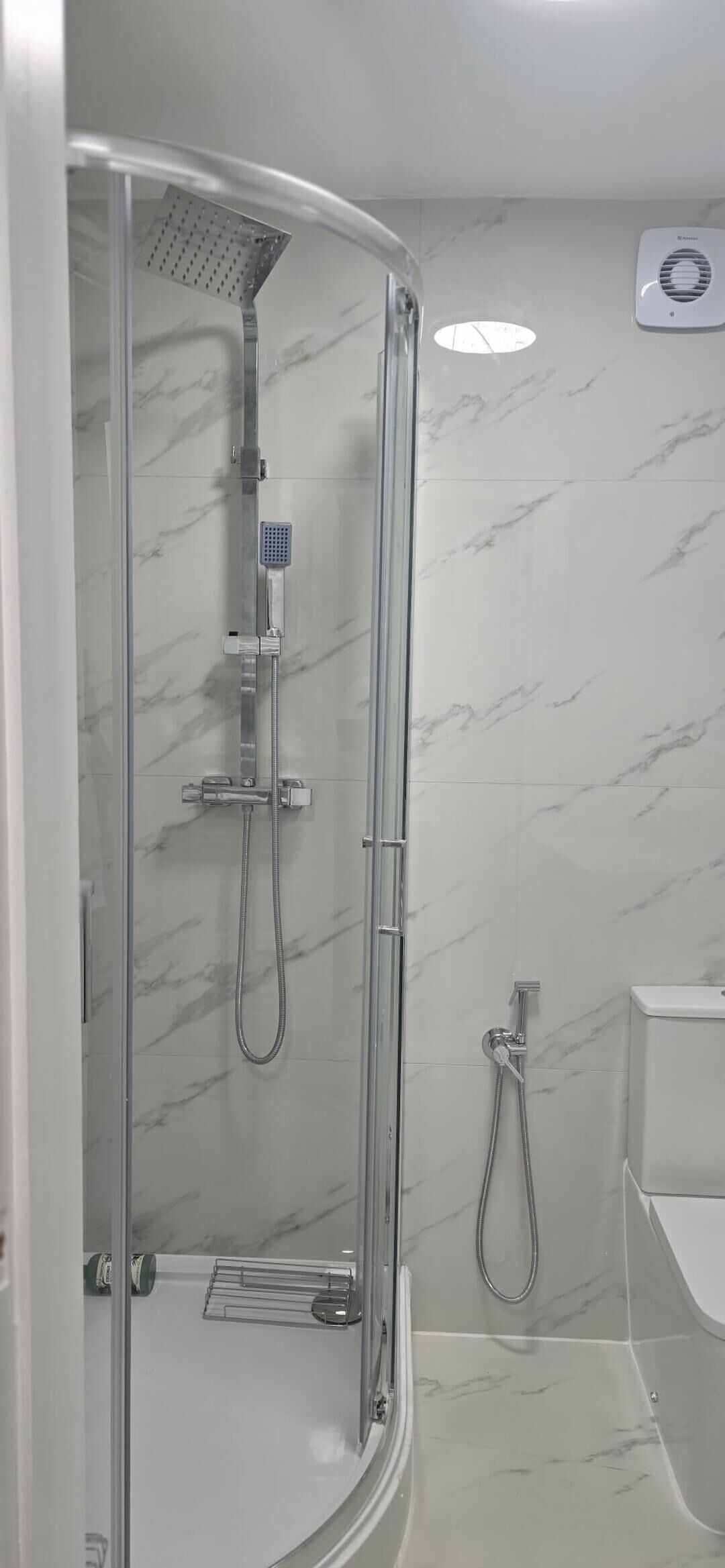 淋浴設備、毛巾