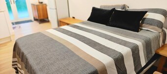 1 Bed Luxuryhouse- Sleeps 2- Garden, Wifi, Parking