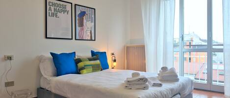 Fer et planche à repasser, Wi-Fi, draps fournis