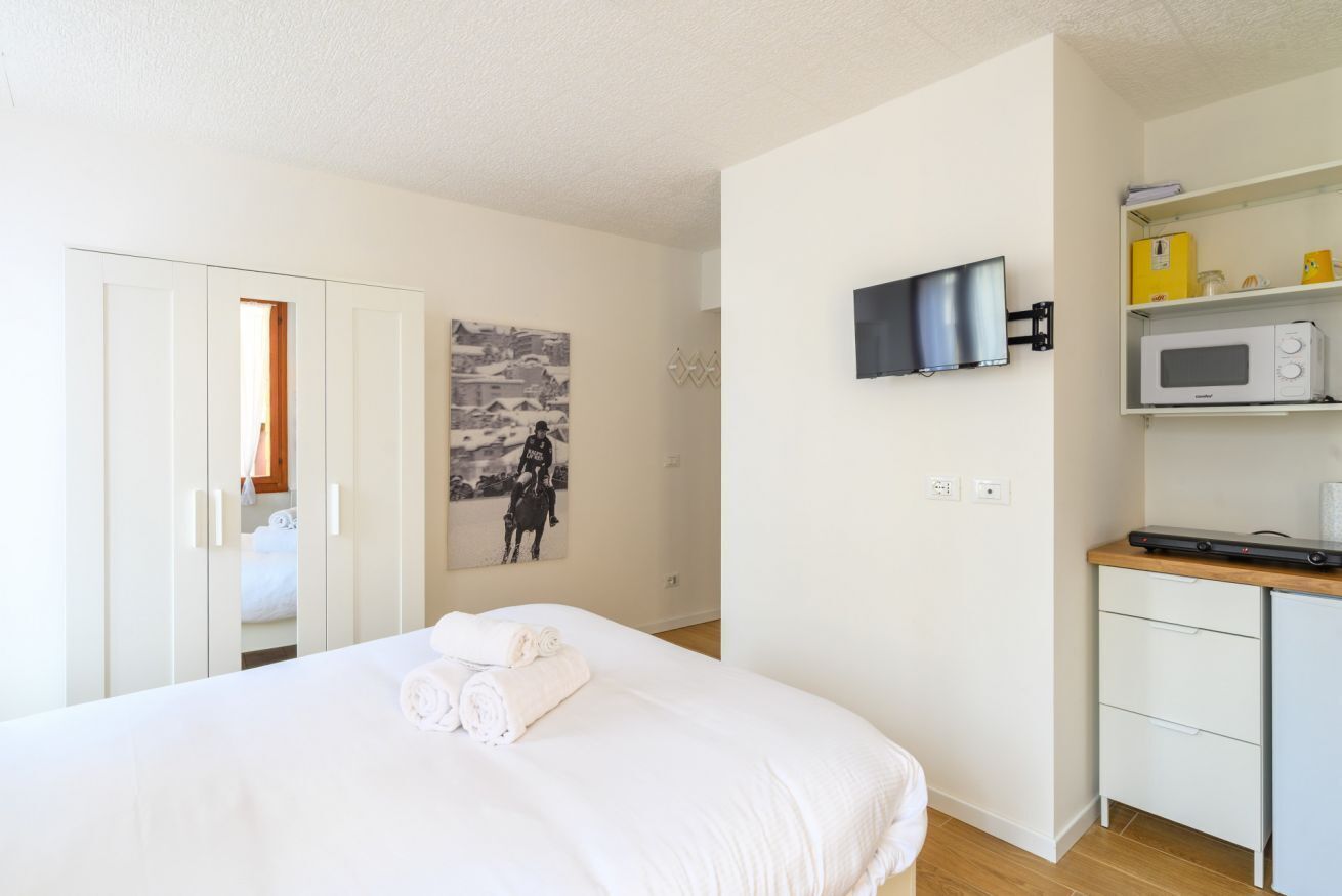 1 Schlafzimmer, Bügeleisen/Bügelbrett