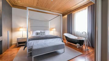 Luxury Suite, Valley View