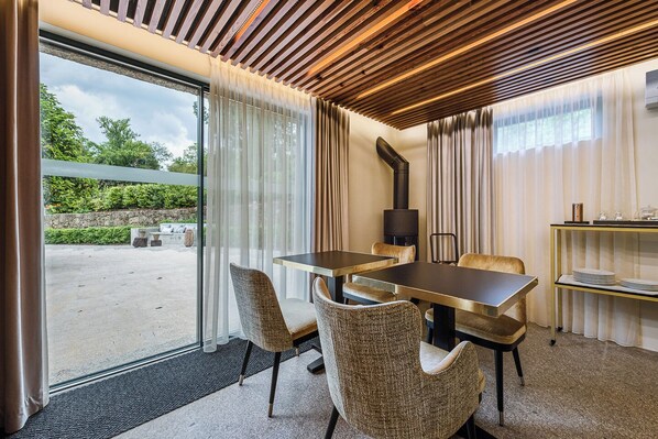 Dining - Quinta das Pirâmides (Vila Nova de Famalicao)
