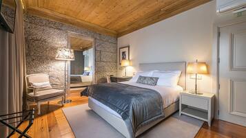 Superior Suite, Balcony, Valley View | In-room safe, soundproofing, iron/ironing board, free WiFi