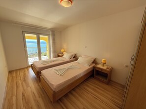 Appartement familial, balcon, vue sur la mer