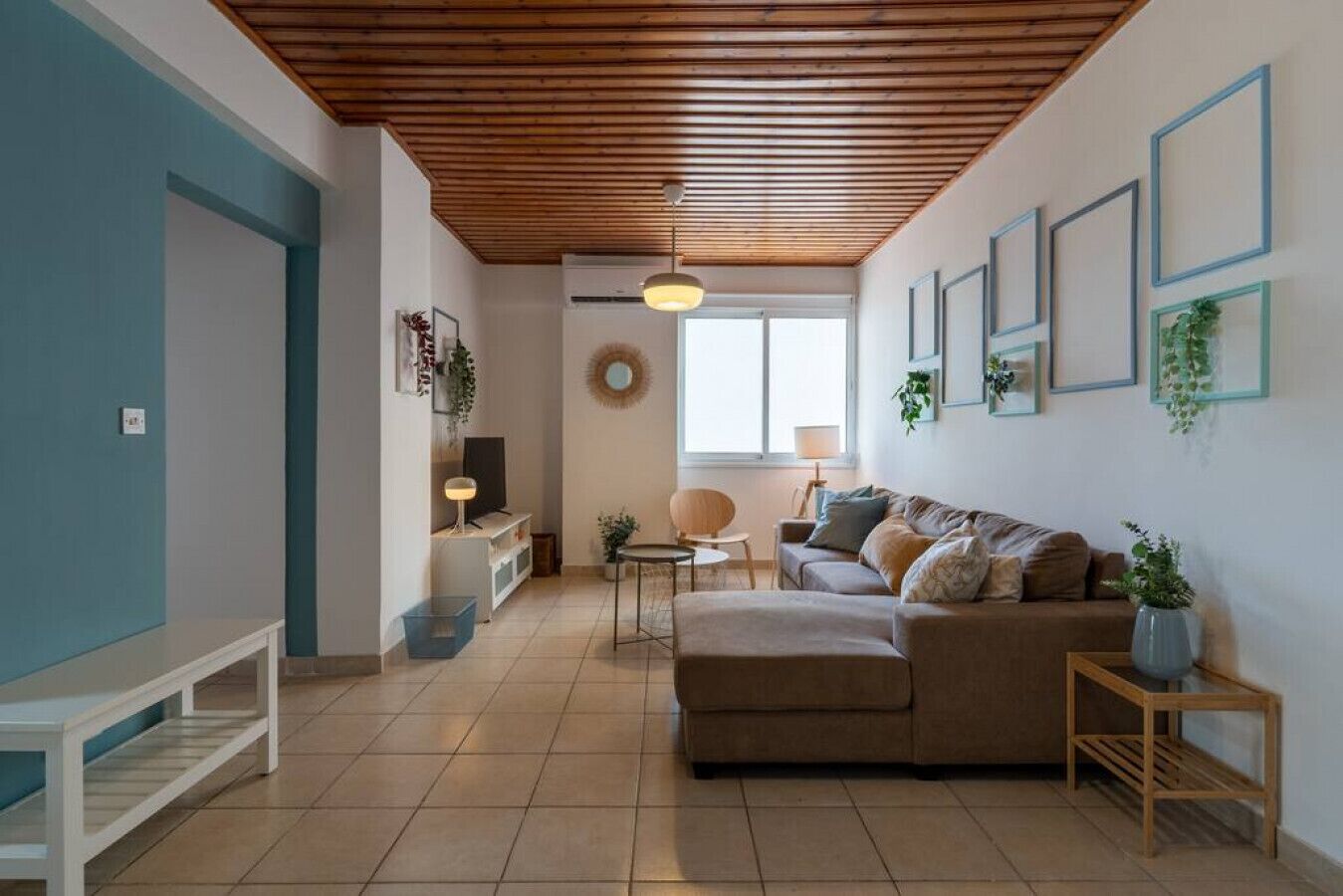 Apartment, 2 Bedrooms, Kitchen, Sea View | Living area | Smart TV, Netflix, streaming services