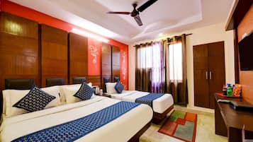 Superior Double or Twin Room | Laptop workspace, free WiFi