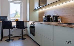 Apartment, Balcony, Mountain View | Private kitchen - Nest & Rest Brasov - Cozy Apartment (Brasov)