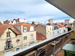Property grounds - Ideal for curists, 180 m from the spa. Quiet apartment completely renovated. 4 **** (VICHY)