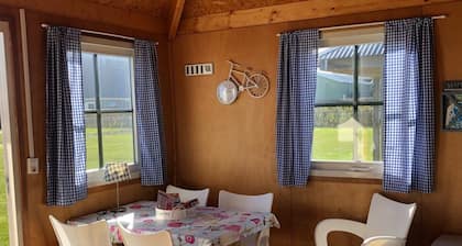 Boerencamping Duinzoomhoeve - Hooiberghut Altena
