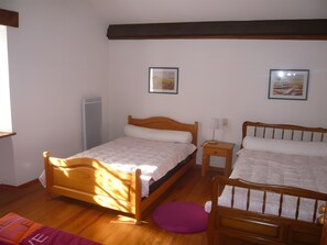 Bügeleisen/Bügelbrett, Bettwäsche