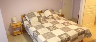 Guest Room “Chambre du Caroux” with Wi-Fi