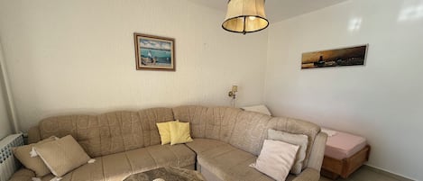 Apartment, Sea View | Living area