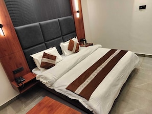 Free WiFi - Hotel Kerni Palace (Katra)