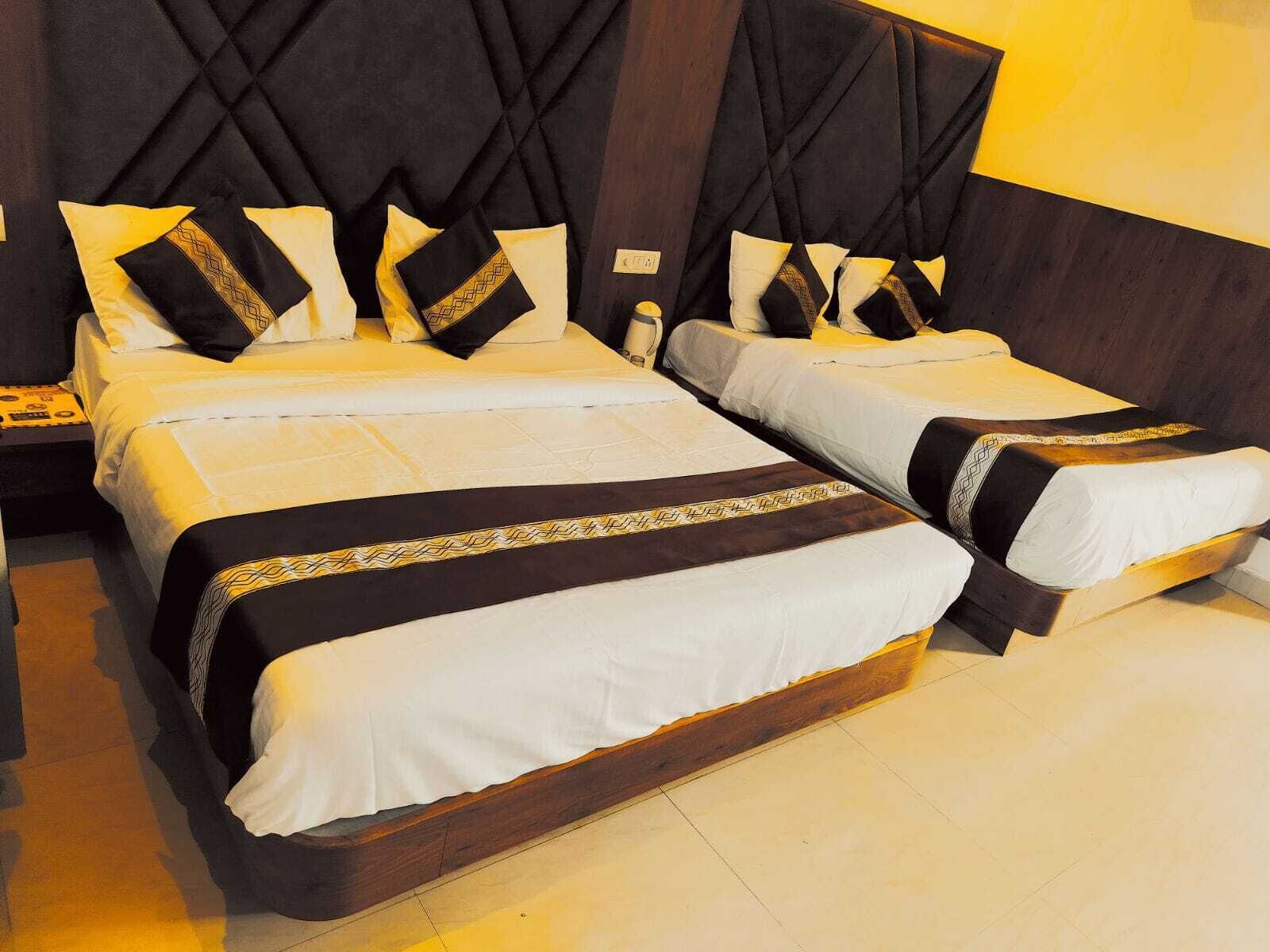 Family Room | Free WiFi