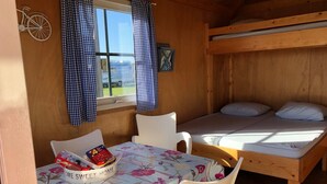 1 bedroom, free WiFi - Boerencamping Duinzoomhoeve - Hooiberghut Doré (Den Helder)