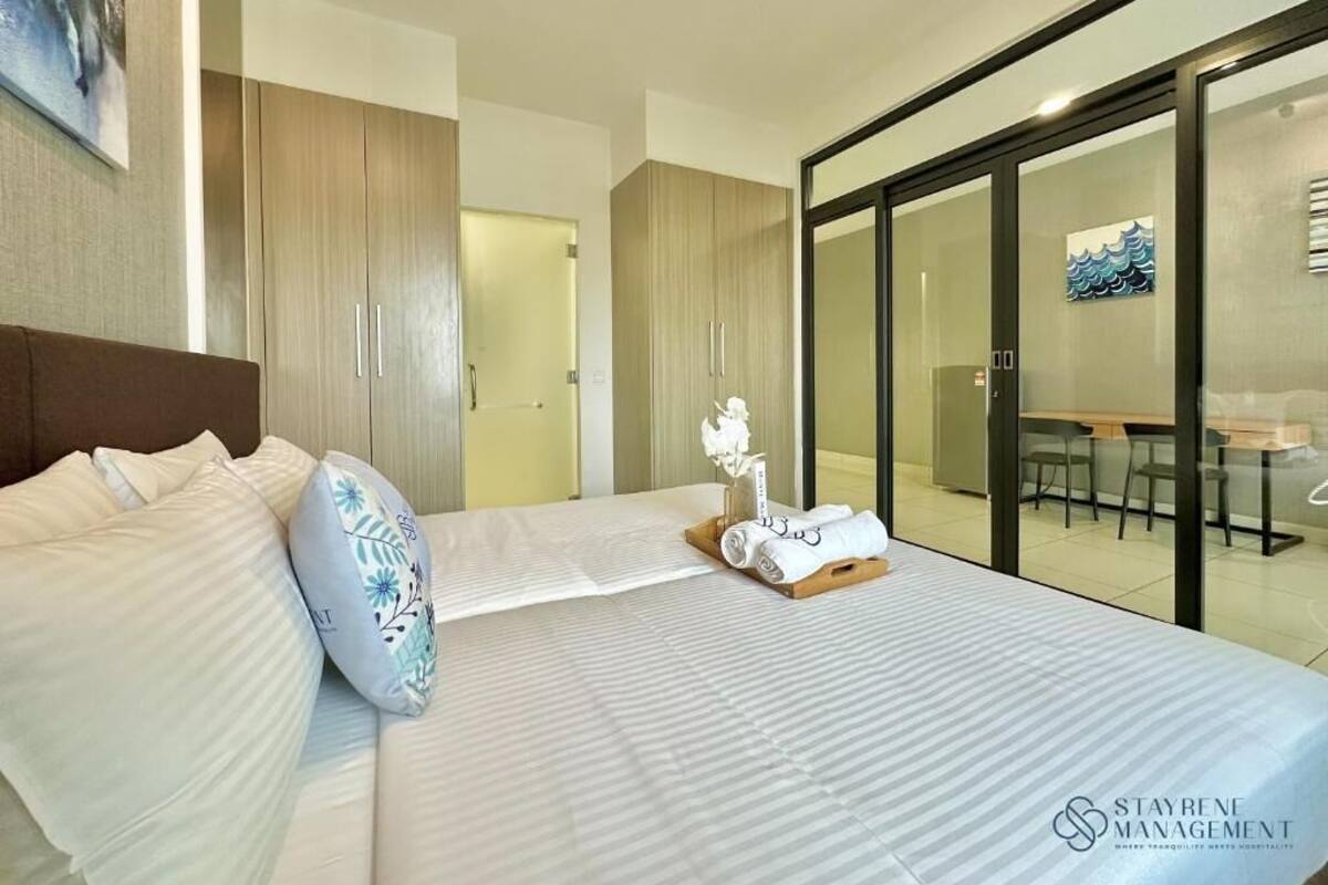 Superior studio, 2 eenpersoonsbedden, uitzicht op stad | Verduisterende gordijnen, een strijkplank/strijkijzer, gratis wifi