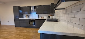 Private kitchen - Modern apartment 5 in Town Centre (Ipswich)