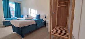 2 bedrooms, iron/ironing board, Internet, bed sheets - Modern apartment 5 in Town Centre (Ipswich)