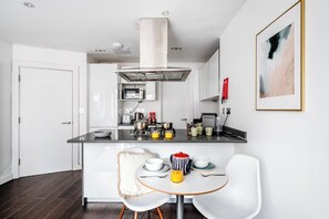 Appartement Deluxe, vue ville | Cuisine privée