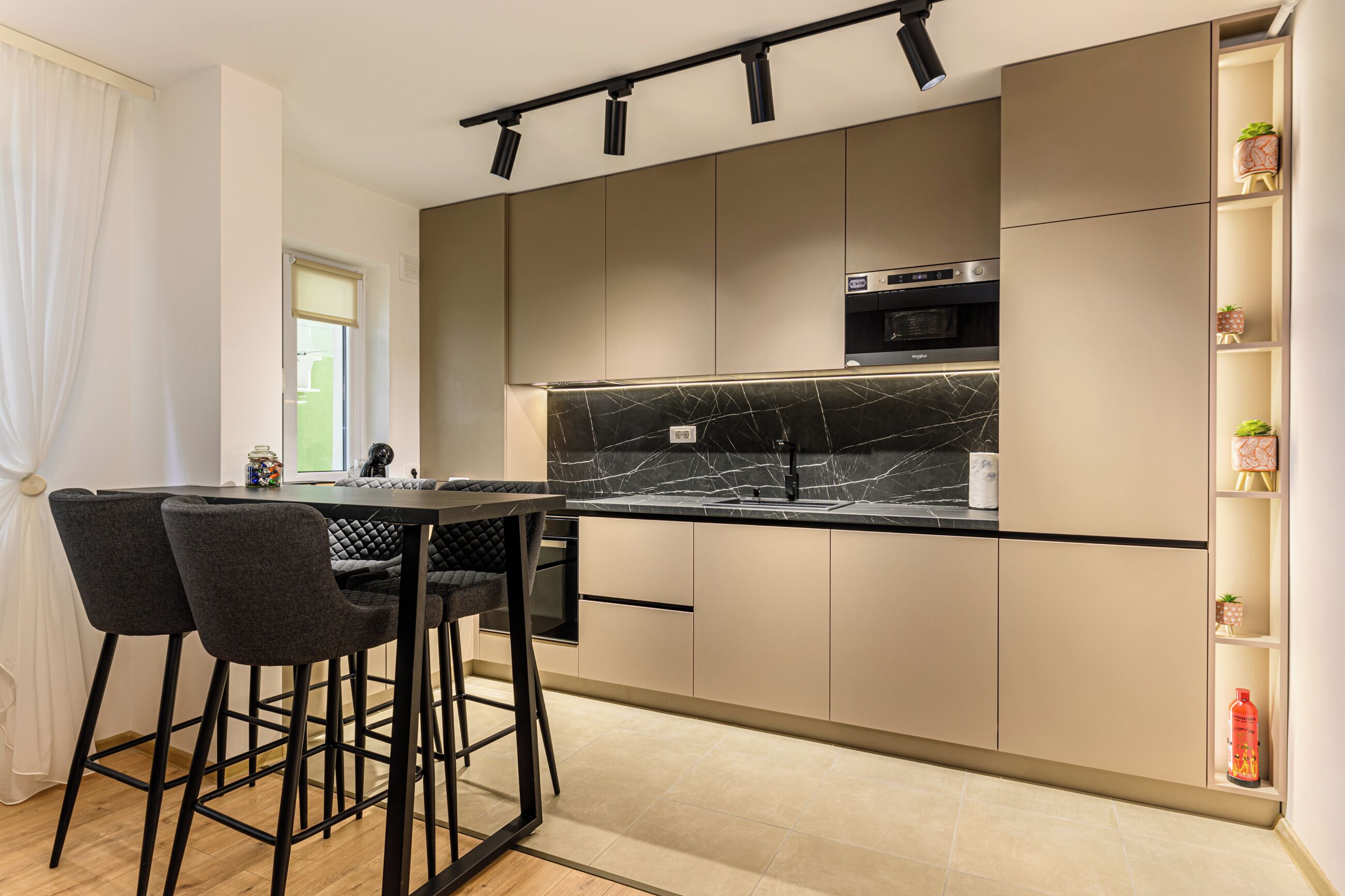 Apartamento, vista para a cidade | Cozinha privada