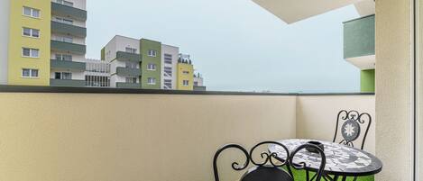 Apartment, City View | Outdoor dining