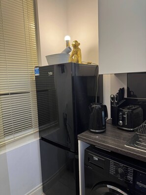 Interior - Modern 1-bedroom Flat in Trendy Leytonstone (London)