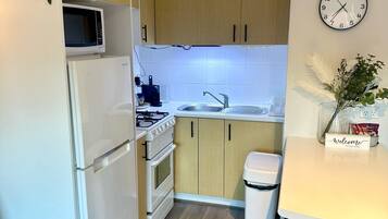 Microwave, oven, stovetop