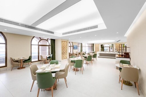 Dar Al Eiman Al Haram Hotel