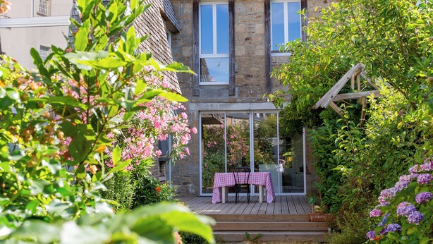 Exterior - Cosy bed and breakfast downtown Avranches (Avranches)