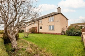 Exterior - Tom Morris Drive (No 27) (St Andrews)