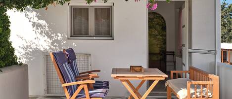 House | Terrace/patio