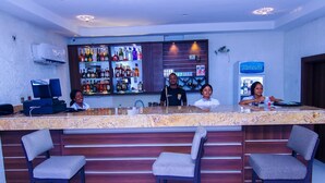 Bar (on property) - Villa Toscana Hotel Asaba (Asaba)