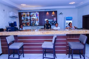Bar (en la propiedad)