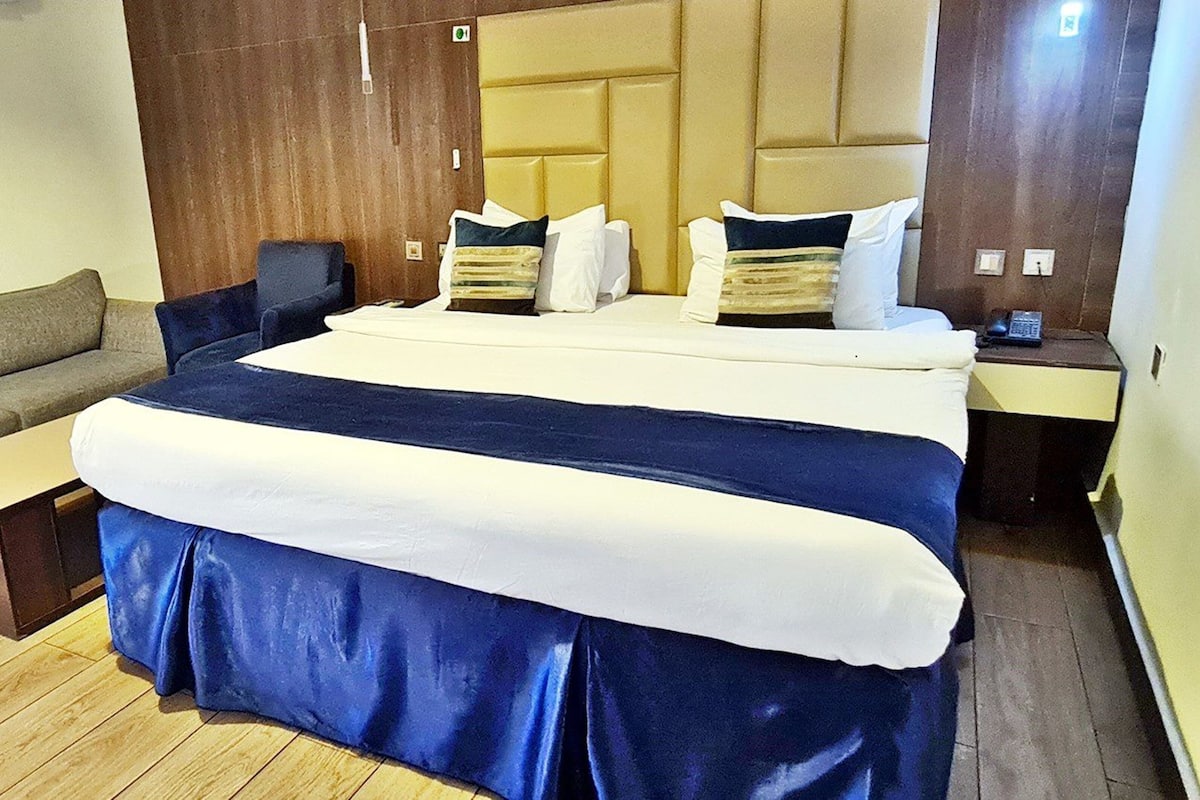 Kamar Superior | Meja kerja, ruang kerja ramah laptop, dan Wi-Fi gratis