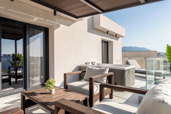 Premium Apartment | Terrace/patio - Koasis Boutique Apartments (Kos)