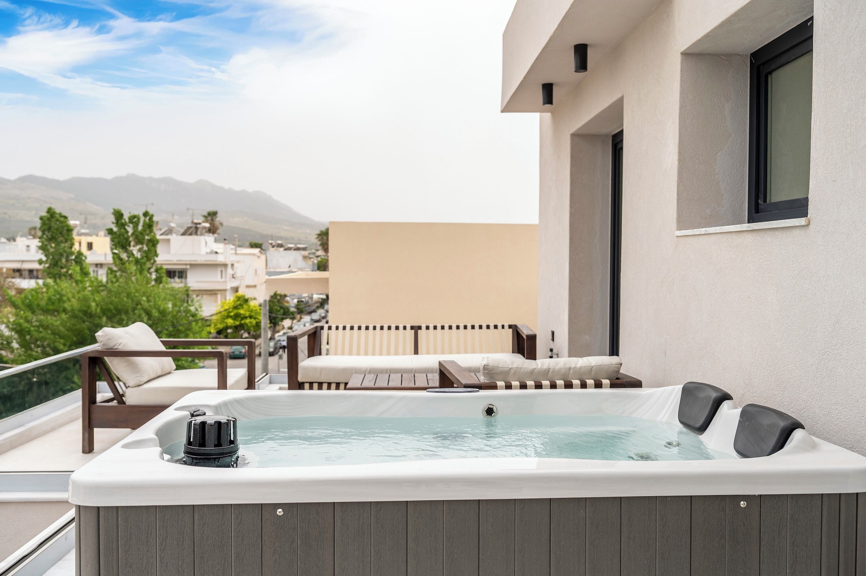 Premium Apartment | Private spa tub