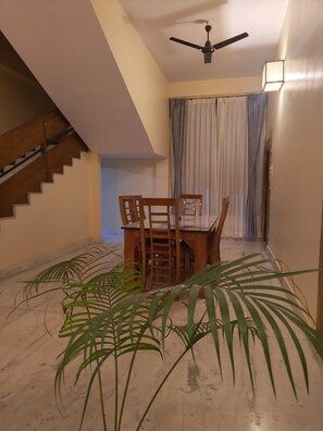 Dining - Heritage Homestay  (Sivasagar)